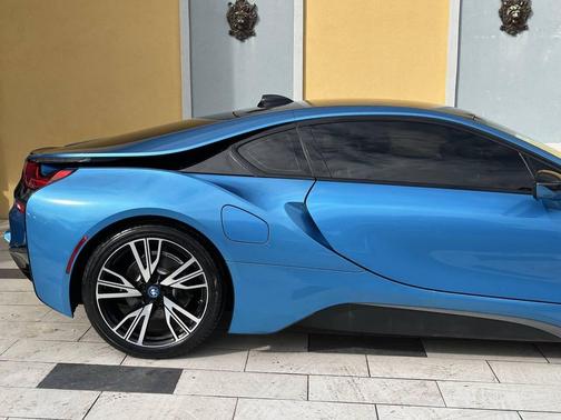 2016 BMW i8 Base AWD 2dr Coupe