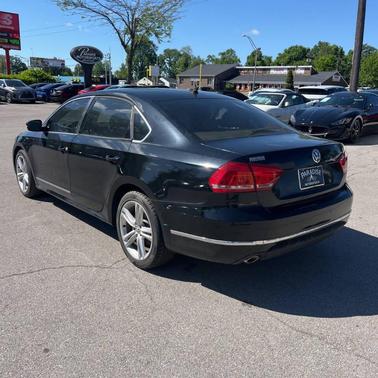 Black 2012 Volkswagen Passat 2.0 TDI SEL Premium
