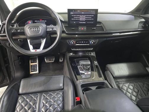 Chronos Gray Metallic 2023 Audi SQ5 3.0T Premium Plus