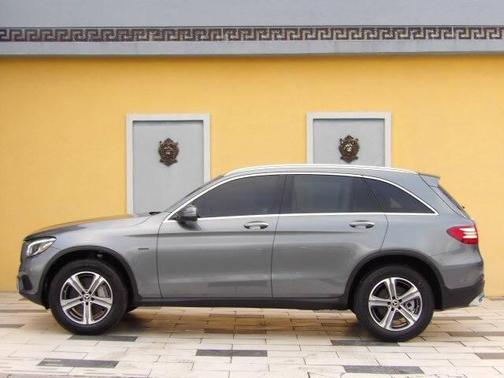 2019 Mercedes-Benz GLC 350e 4MATIC