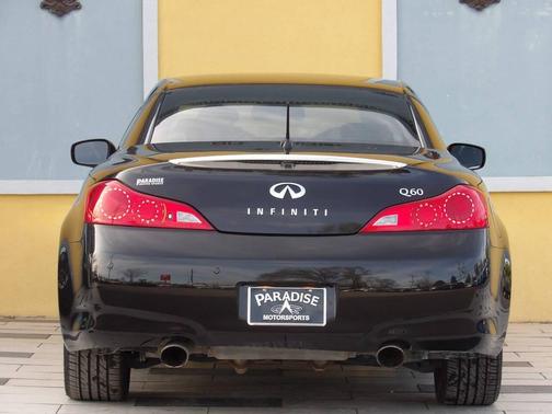 2014 INFINITI Q60 Base