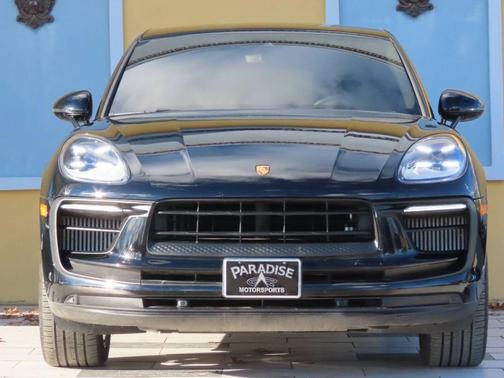 2022 Porsche Macan S