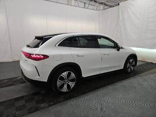 Polar White 2024 Mercedes-Benz EQE 350 4MATIC