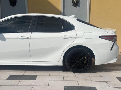 2019 Toyota Camry SE