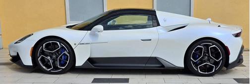 Bianco Audace Matte 2024 Maserati MC20 Cielo