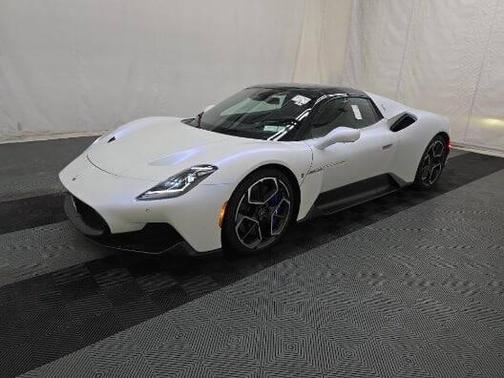 Bianco Audace Matte 2024 Maserati MC20 Base 2dr Convertible