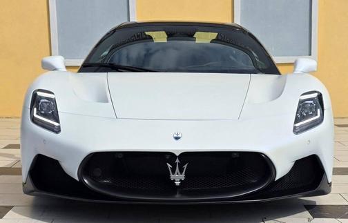 Bianco Audace Matte 2024 Maserati MC20 Cielo