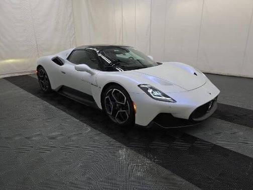 Bianco Audace Matte 2024 Maserati MC20 Base 2dr Convertible