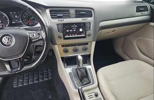 Pure White 2015 Volkswagen Golf DSG TDI S