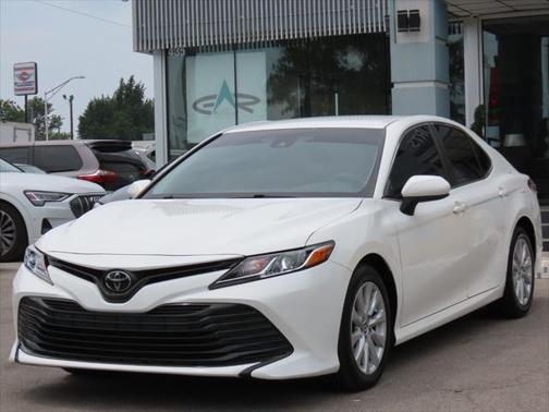 2018 Toyota Camry LE