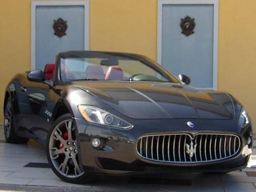 2017 Maserati GranTurismo Base