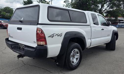 Super White 2007 Toyota Tacoma Access Cab