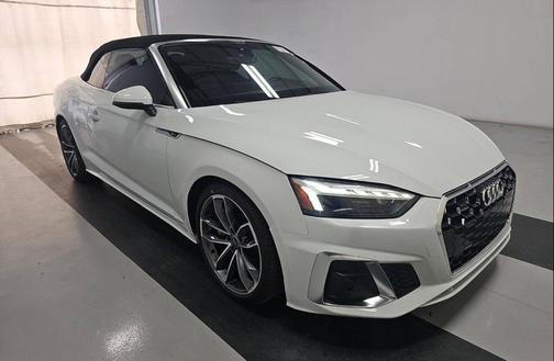 Glacier White Metallic/Black Roof 2024 Audi A5 45 S line Premium Plus