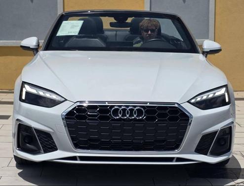 Glacier White Metallic/Black Roof 2024 Audi A5 45 S line Premium Plus