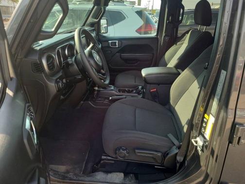 2023 Jeep Gladiator Sport S