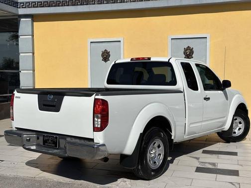 2016 Nissan Frontier S