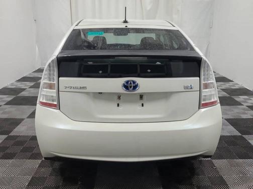2010 Toyota Prius V