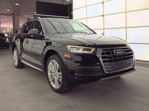 2020 Audi Q5 45 Premium Plus