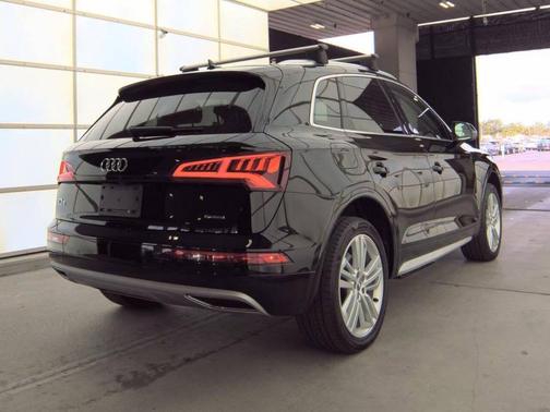 2020 Audi Q5 45 Premium Plus