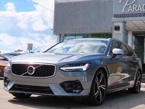 2019 Volvo V90 T5 R-Design