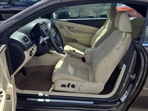 2016 Volkswagen Eos Komfort Edition