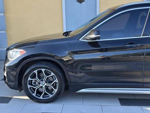 2021 BMW X1 xDrive28i