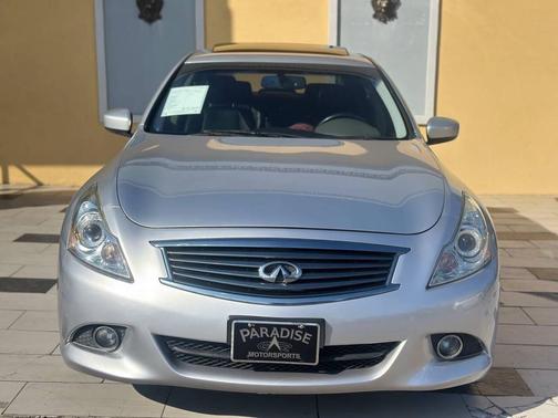 2015 INFINITI Q40 Base