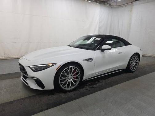 moonlight white metalic 2022 Mercedes-Benz AMG SL 55 Base