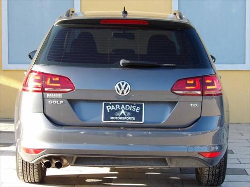 2015 Volkswagen Golf SportWagen TDI S 4-Door