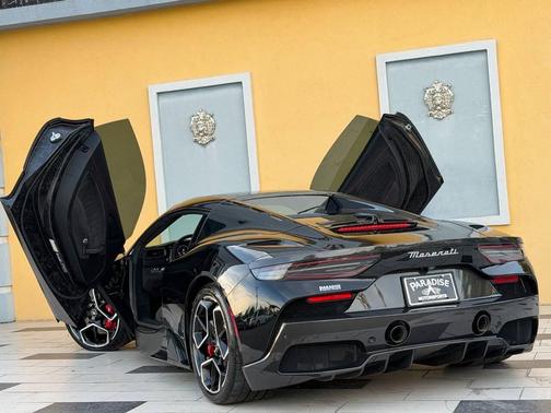 Black 2023 Maserati MC20 Cielo