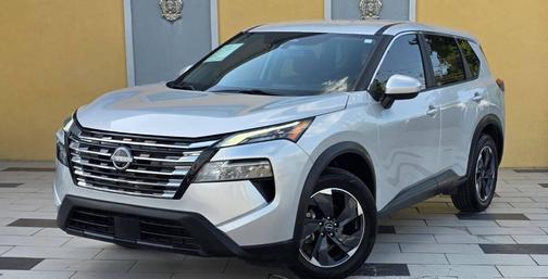 Brilliant Silver Metallic 2024 Nissan Rogue SV