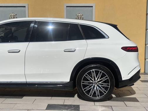 White 2023 Mercedes-Benz EQS 580 4MATIC