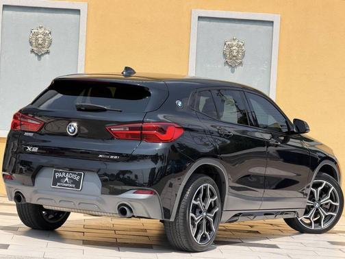 Black 2018 BMW X2 xDrive28i