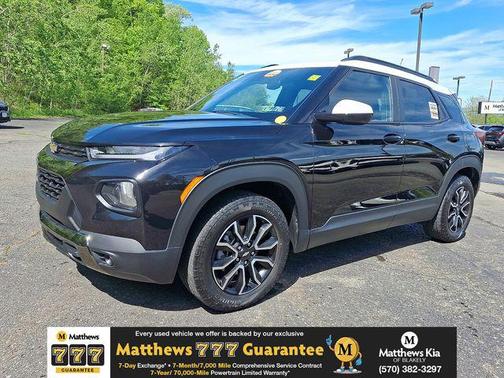 Mosaic Black Metallic 2023 Chevrolet Trailblazer ACTIV