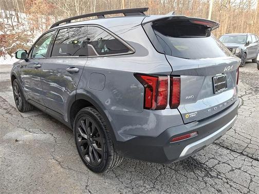 2022 Kia Sorento EX