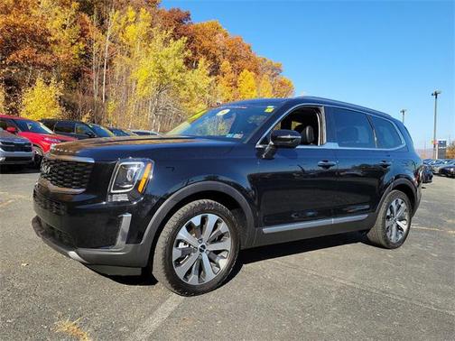 2022 Kia Telluride S
