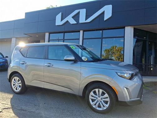 2023 Kia Soul LX
