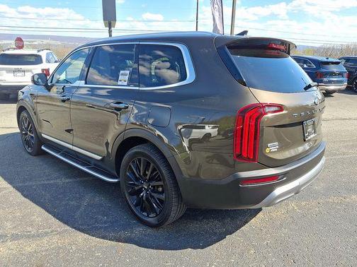 Dark Moss 2020 Kia Telluride SX