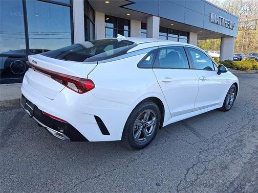 2022 Kia K5 LXS