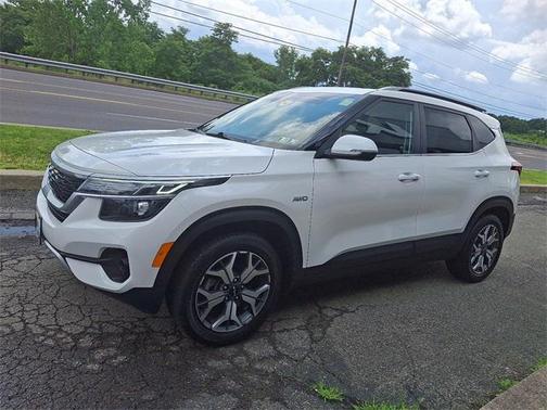 2022 Kia Seltos EX