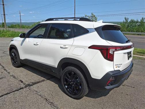 2024 Kia Seltos X-Line