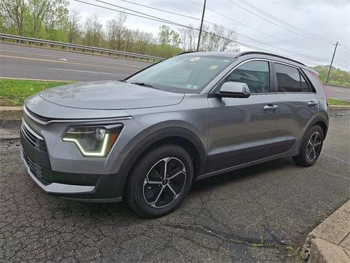 2023 Kia Niro EX
