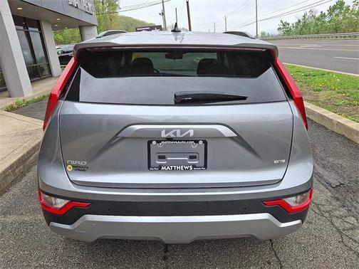 2023 Kia Niro EX