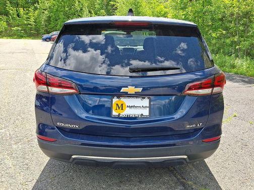 Blue Glow Metallic 2023 Chevrolet Equinox 1LT