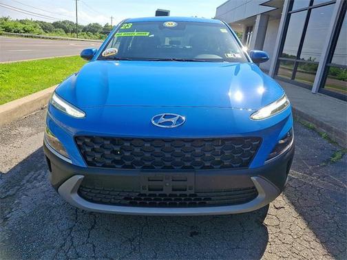2023 Hyundai KONA SE
