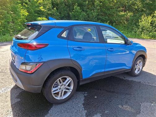2023 Hyundai KONA SE
