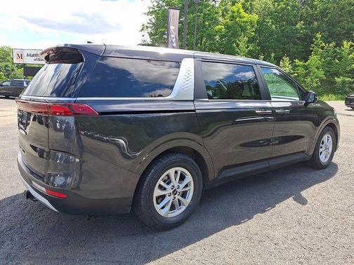 Panthera Metal 2024 Kia Carnival LX