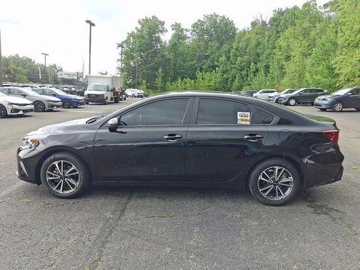 Aurora Black 2023 Kia Forte LXS