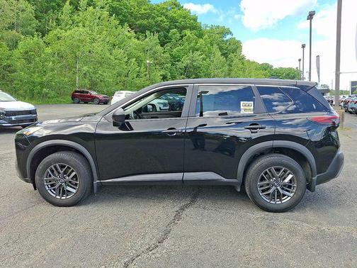 Super Black 2023 Nissan Rogue S