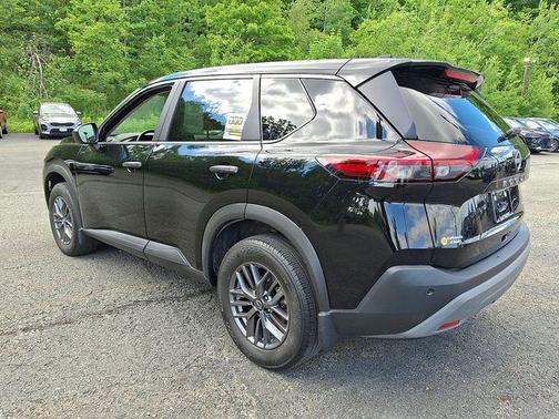 Super Black 2023 Nissan Rogue S